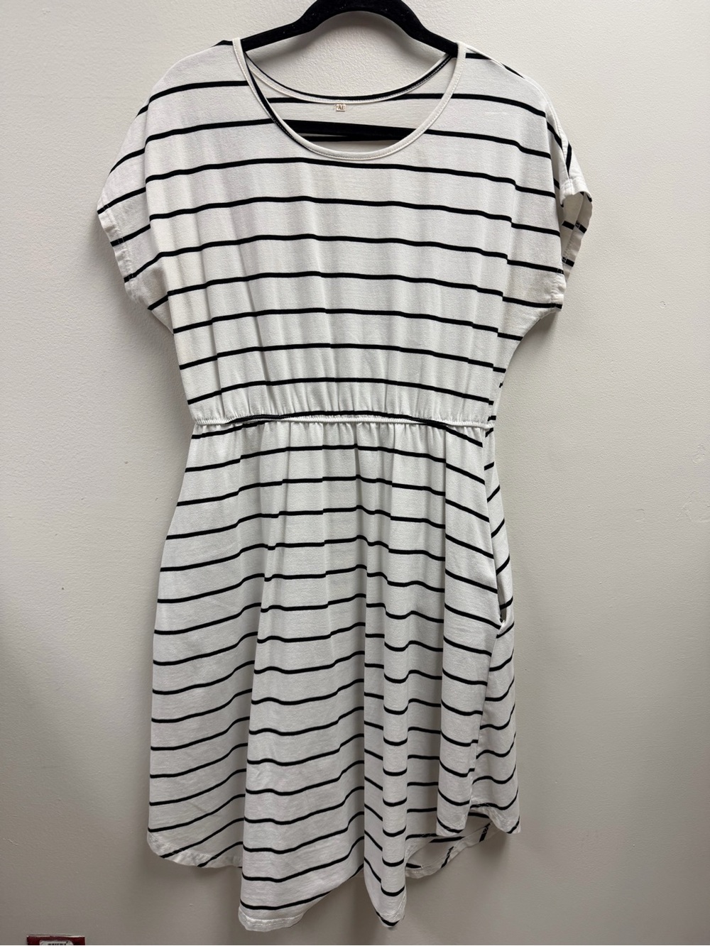 Striped Dress x’s 2 - Picture 5 of 10